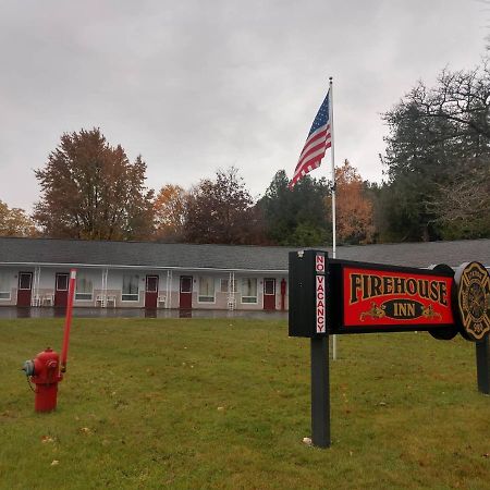 Firehouse Inn Saint Ignace Bagian luar foto